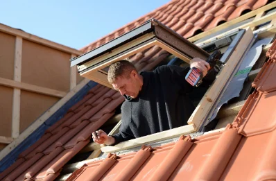 Pose de fenêtres de toit Velux à Laucourt